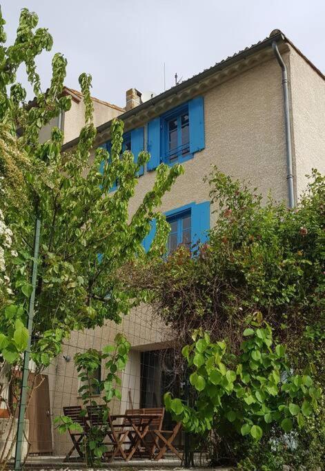 Rue Basse - Village House Overlooking The Pyrenees Montréal Exterior foto